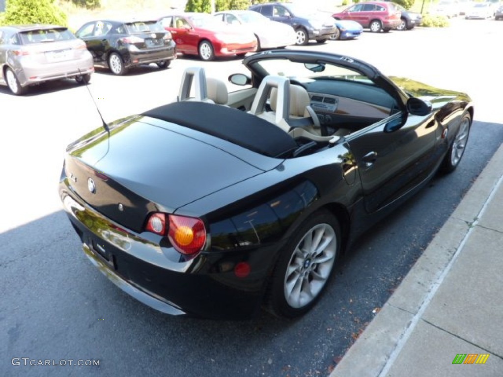 2003 Z4 2.5i Roadster - Jet Black / Beige photo #5