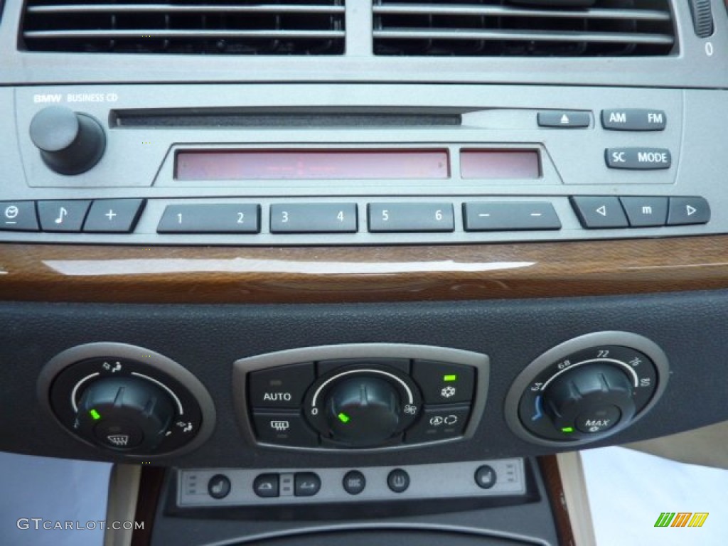 2003 BMW Z4 2.5i Roadster Controls Photo #69839062