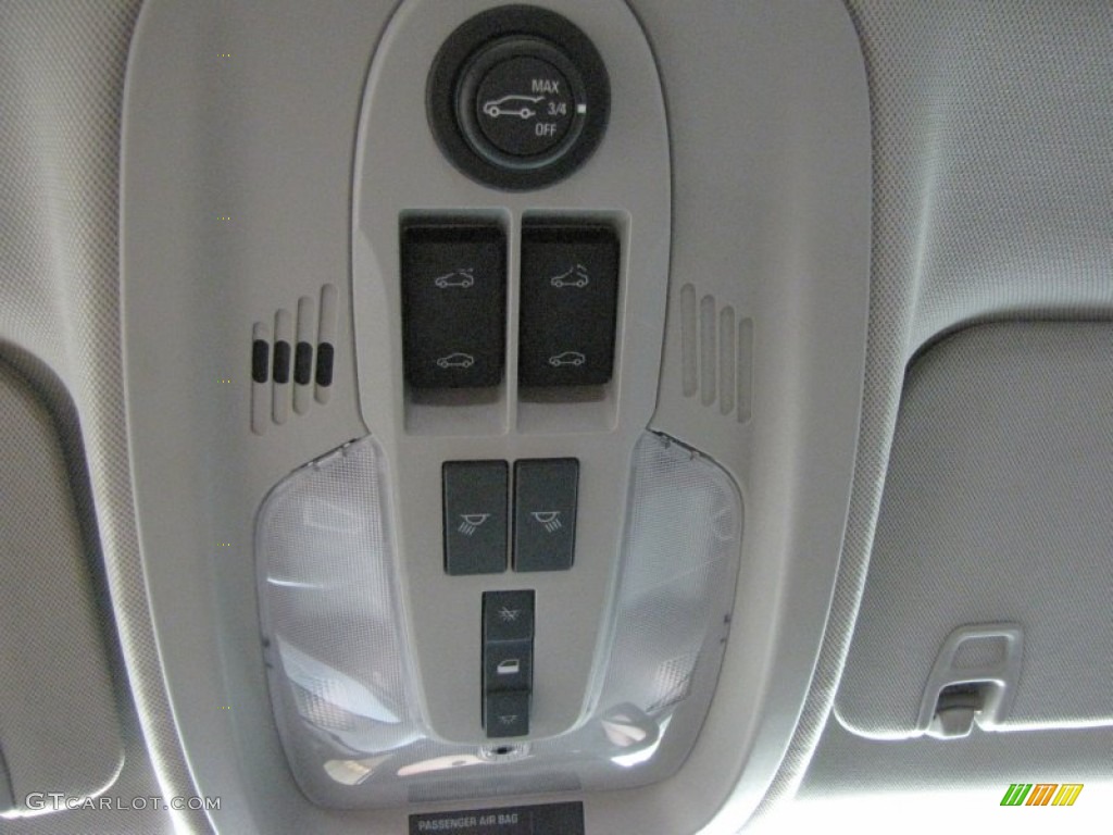 2012 GMC Terrain SLT Controls Photo #69840121
