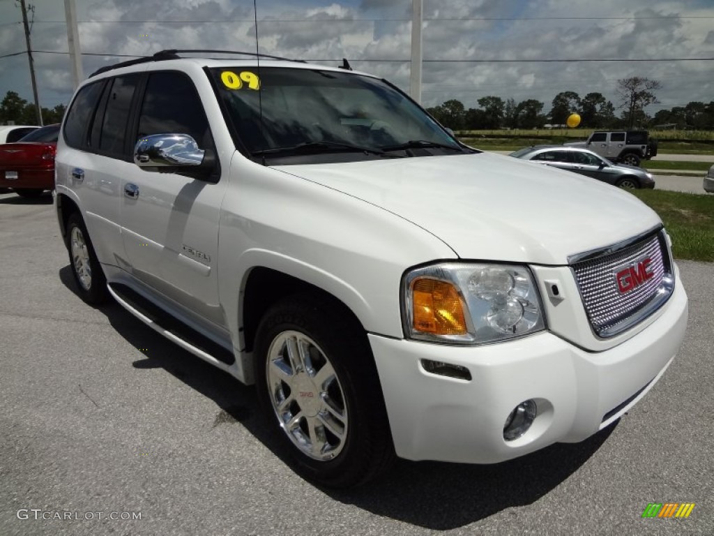 Summit White 2009 GMC Envoy Denali 4x4 Exterior Photo #69842020