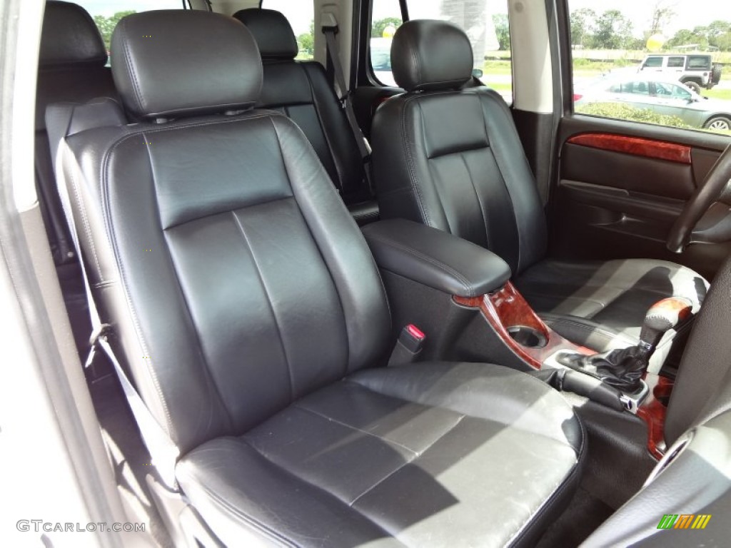 2009 GMC Envoy Denali 4x4 Front Seat Photo #69842038