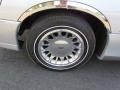 2002 Lincoln Town Car Cartier Wheel and Tire Photo
