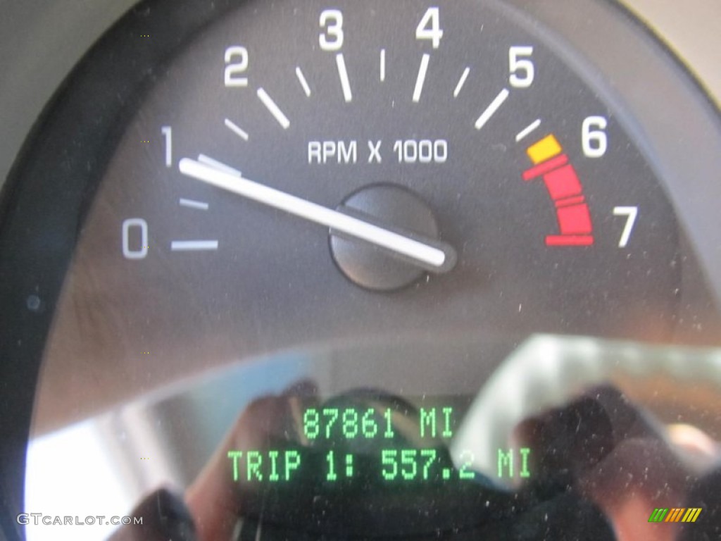 2002 LeSabre Limited - White / Medium Gray photo #20