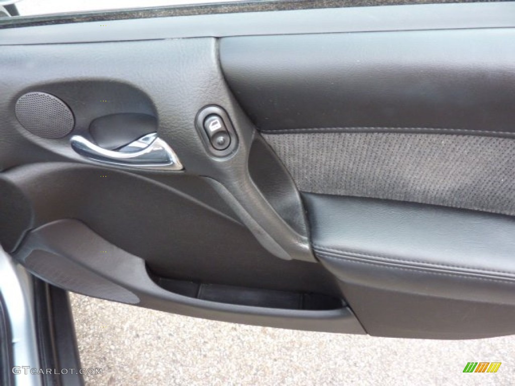 2002 L Series L200 Sedan - Silver Blue / Black photo #10