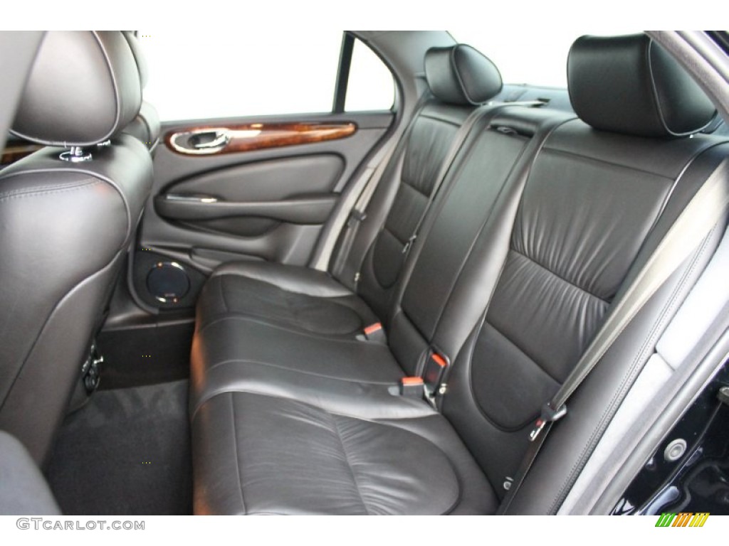 2004 Jaguar XJ Vanden Plas Rear Seat Photo #69848487