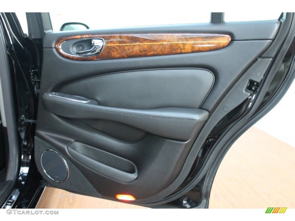 2004 Jaguar XJ Vanden Plas Charcoal Door Panel Photo #69848536