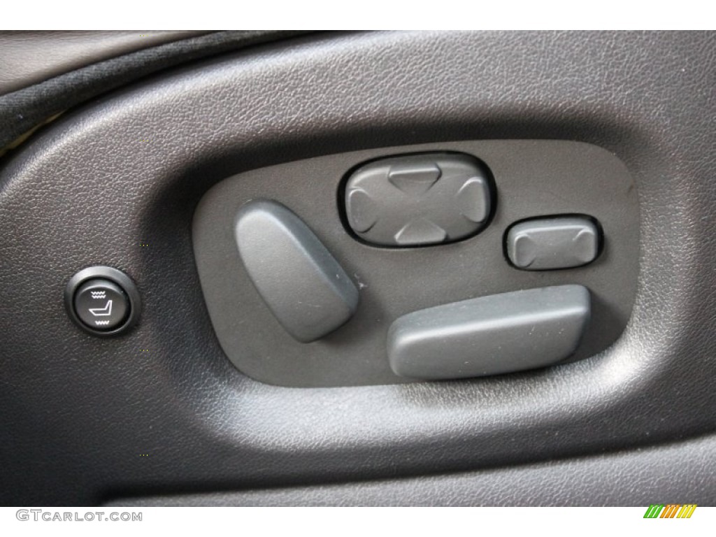 2004 Jaguar XJ Vanden Plas Controls Photo #69848680