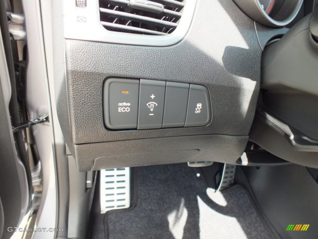 2013 Elantra Coupe SE - Titanium Gray Metallic / Black photo #14