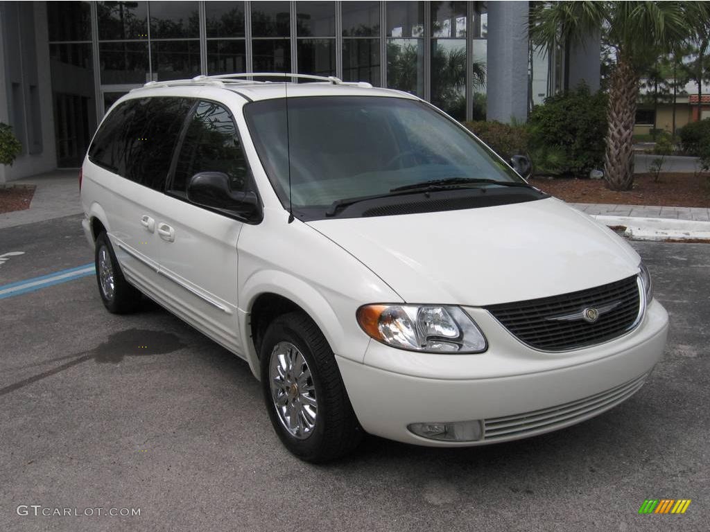 2002 Town & Country Limited - Stone White Clearcoat / Taupe photo #1