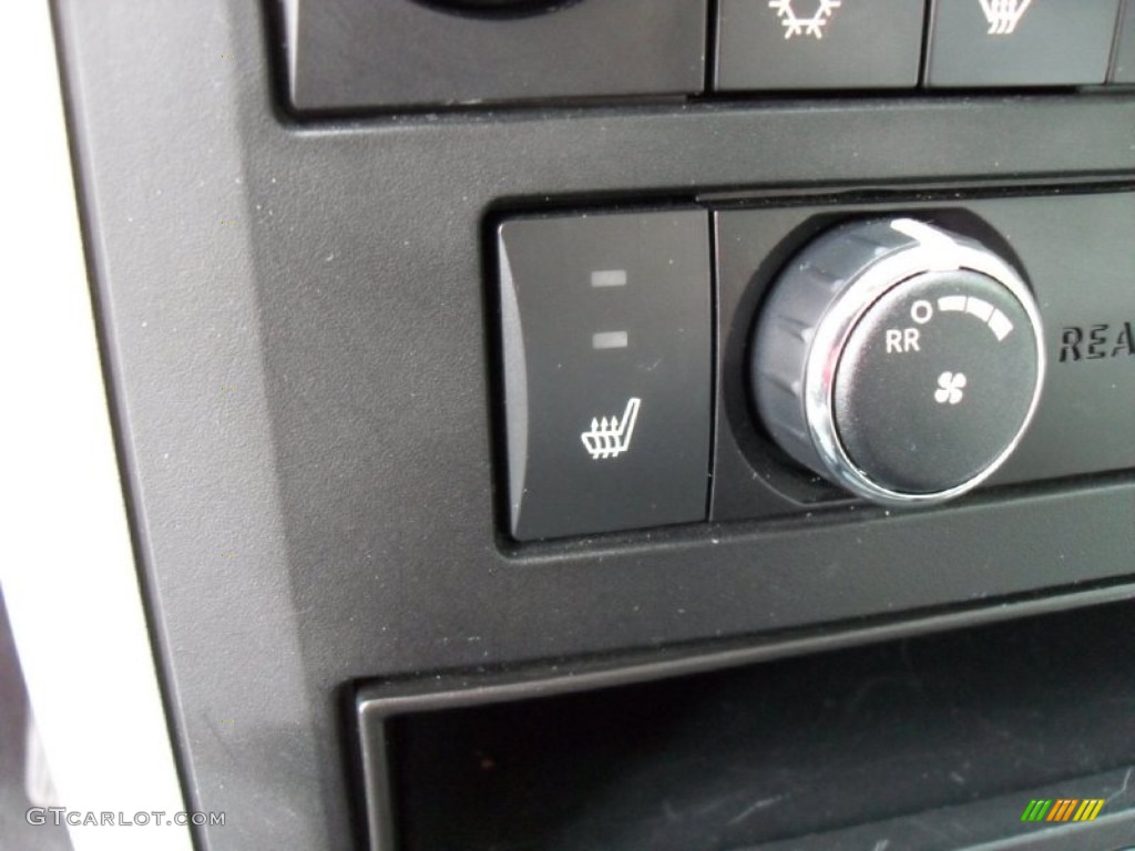 2008 Dodge Grand Caravan SXT Controls Photos