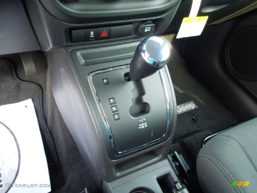 2013 Jeep Patriot Sport CVT II Automatic Transmission Photo #69851128