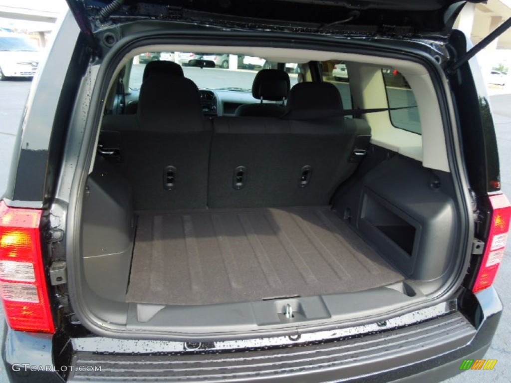2013 Jeep Patriot Sport Trunk Photo #69851665