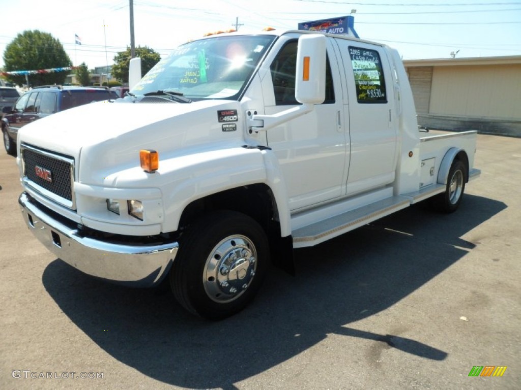 2005 C Series Topkick C4500 Crew Cab 5th Wheel Truck - Summit White / Neutral photo #8