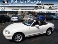 1999 White Mazda MX-5 Miata Roadster #69841179