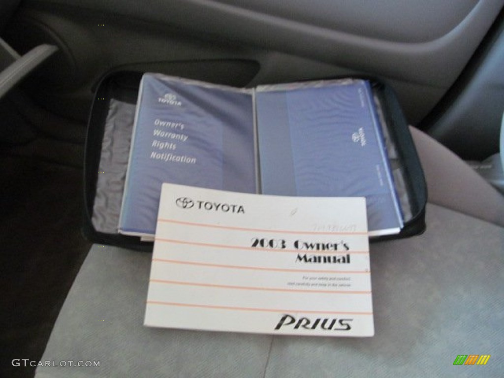 2003 Toyota Prius Hybrid Books/Manuals Photo #69853332