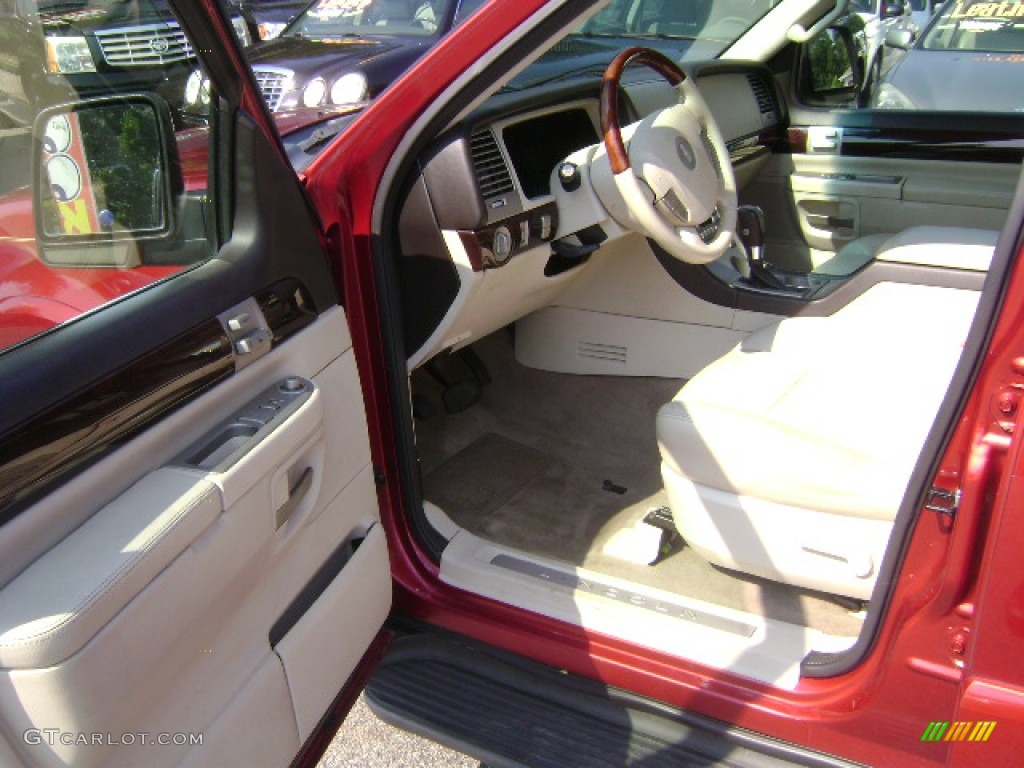 2003 Aviator Luxury AWD - Vivid Red Metallic / Light Parchment photo #3