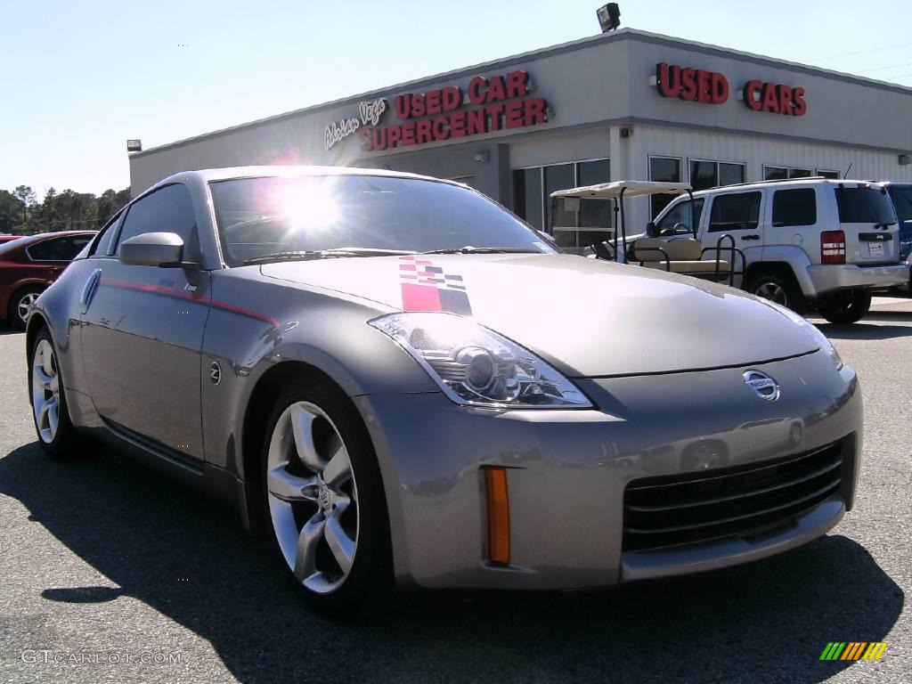 Carbon Silver Nissan 350Z