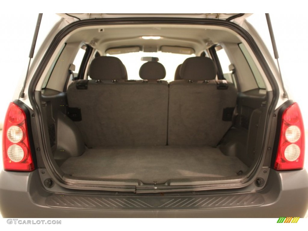 2005 Mazda Tribute i 4WD Trunk Photo #69855229
