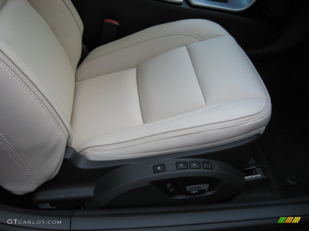 2013 C70 T5 - Ice White / Calcite/Off Black photo #21