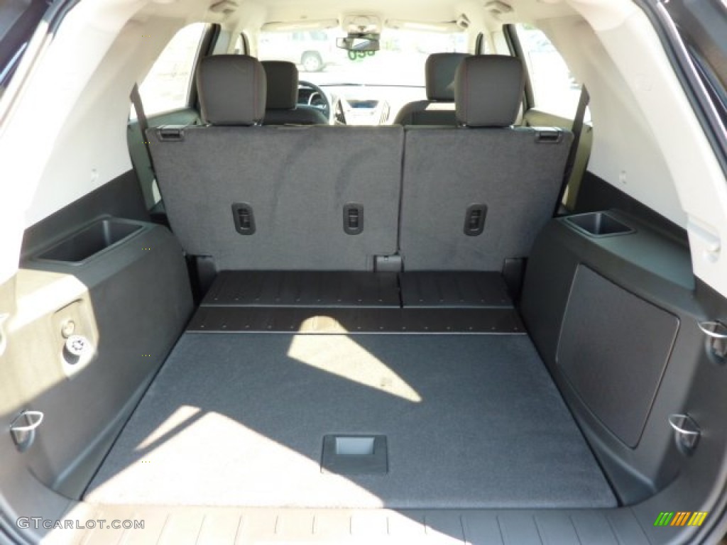 2013 Chevrolet Equinox LS AWD Trunk Photos