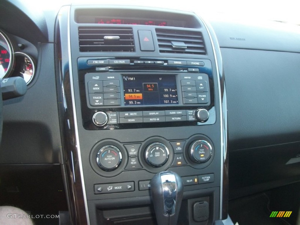 2010 Mazda CX-9 Grand Touring AWD Controls Photo #69862783