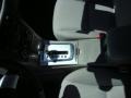 2007 Silver Pearl Metallic Saturn Aura XE  photo #18