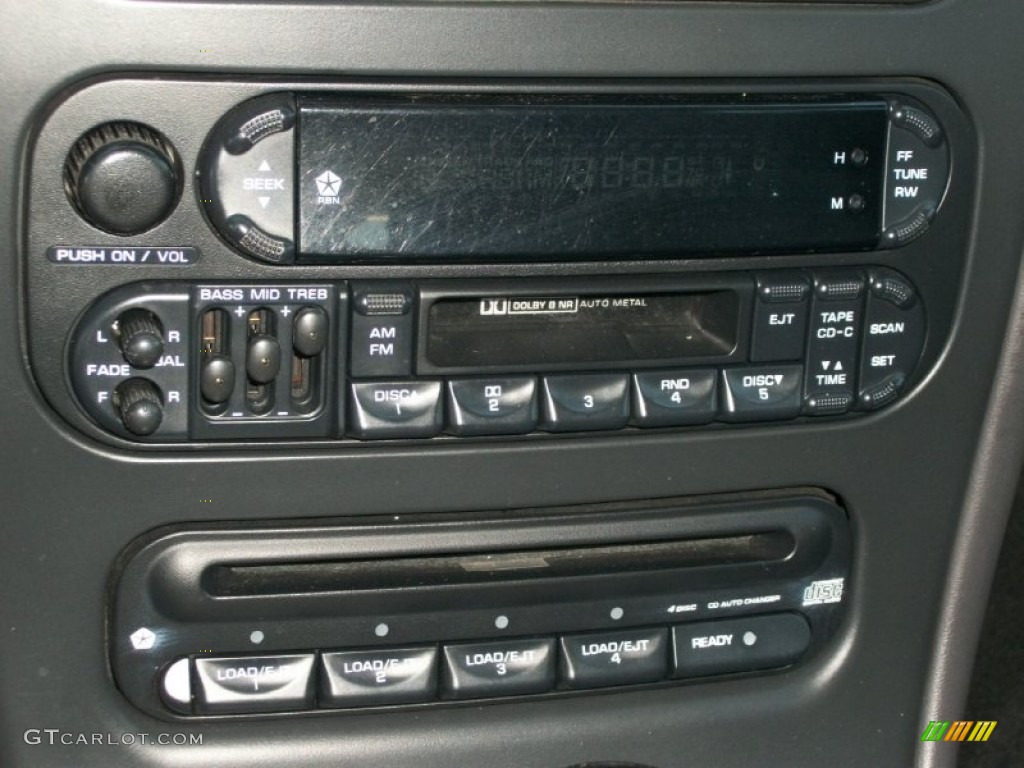 2000 Chrysler 300 M Sedan Audio System Photo #69863953