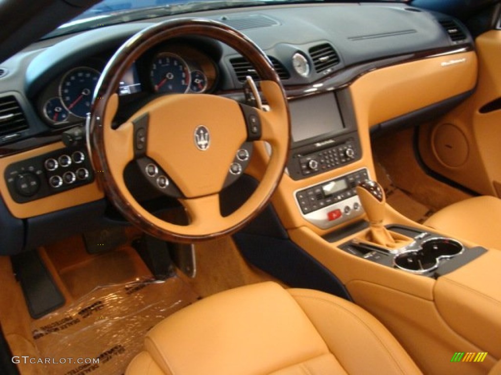 2011 GranTurismo Convertible GranCabrio - Blu Oceano (Blue Metallic) / Cuoio photo #18