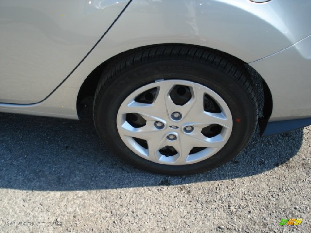 2013 Ford Fiesta SE Sedan Wheel Photo #69867430