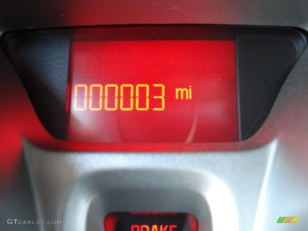 2013 Fiesta SE Sedan - Ingot Silver / Charcoal Black/Blue Accent photo #19