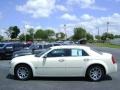 Cool Vanilla - 300 C HEMI Photo No. 6