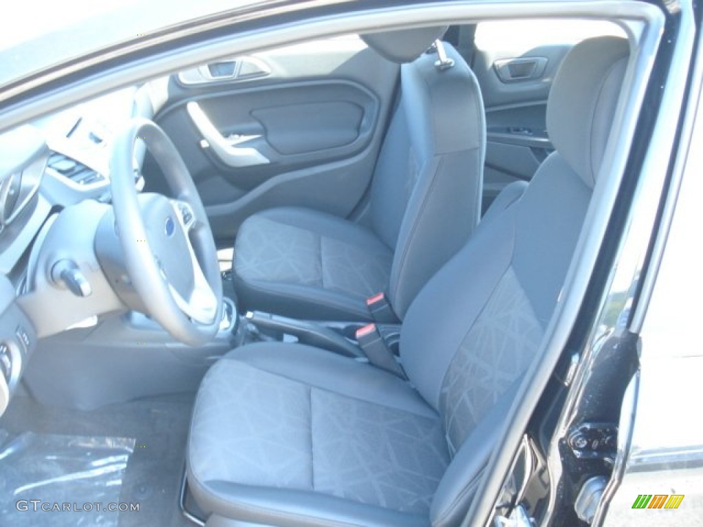 2013 Ford Fiesta SE Sedan Front Seat Photo #69867805