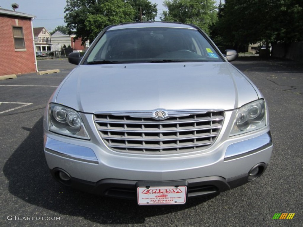 2004 Pacifica AWD - Bright Silver Metallic / Dark Slate Gray photo #12