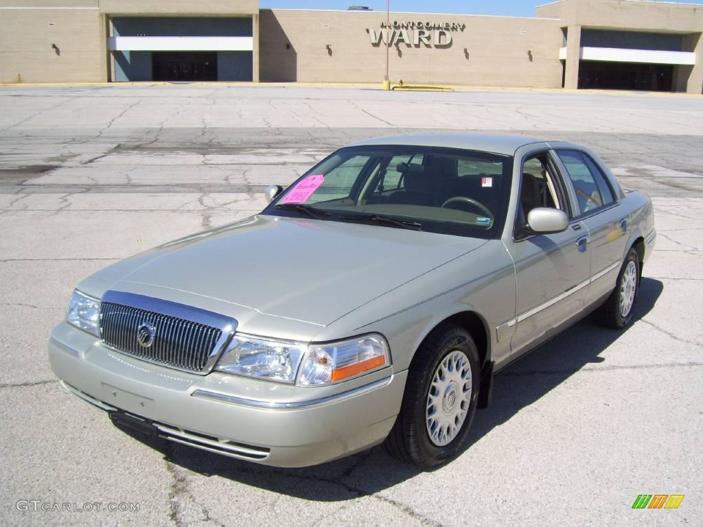 2004 Grand Marquis GS - Gold Ash Metallic / Medium Parchment photo #4