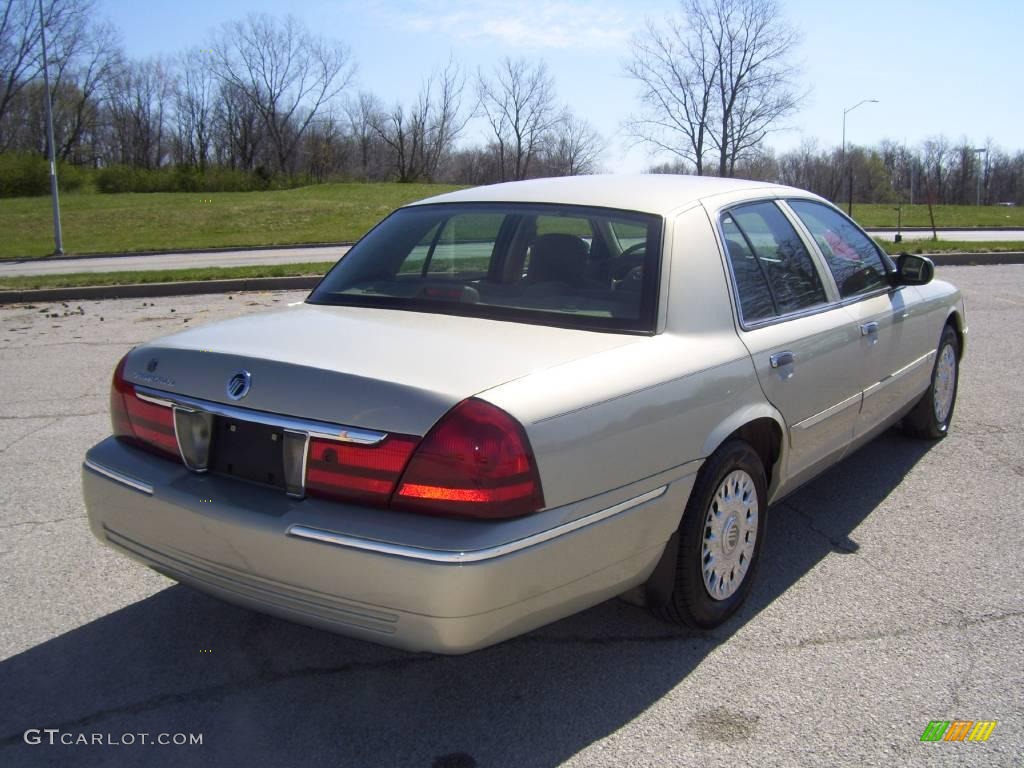 2004 Grand Marquis GS - Gold Ash Metallic / Medium Parchment photo #8