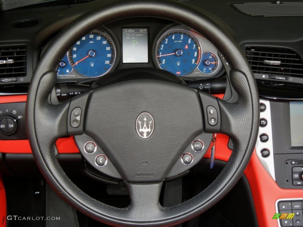 2011 Maserati GranTurismo Convertible GranCabrio Rosso Corallo Steering Wheel Photo #69872614