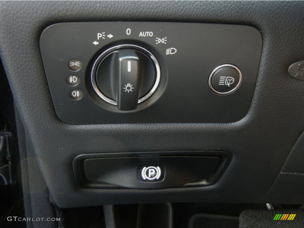 2007 Mercedes-Benz CLS 550 Controls Photo #69872644