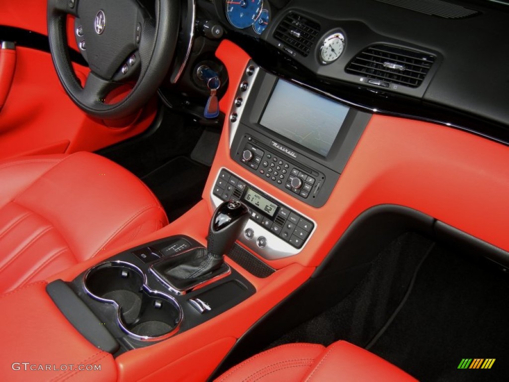 2011 Maserati GranTurismo Convertible GranCabrio Controls Photo #69872656