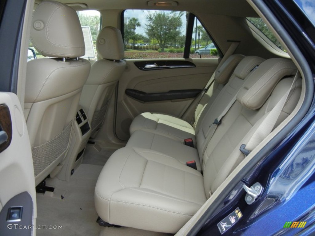 2013 Mercedes-Benz ML 350 4Matic Rear Seat Photo #69873442