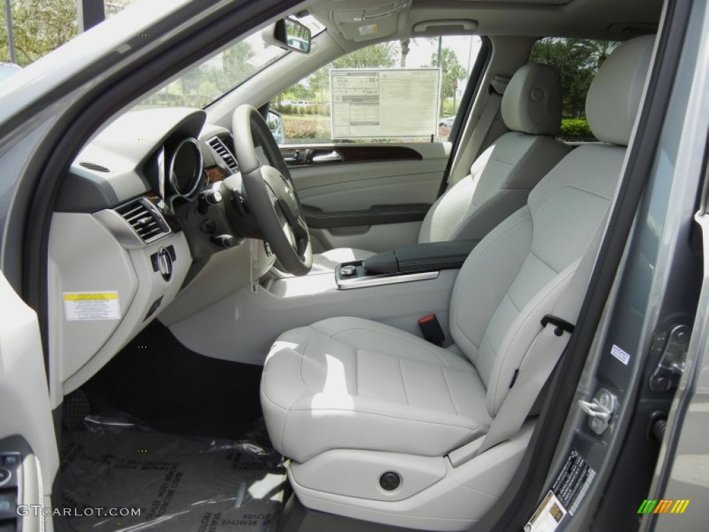 Grey Interior 2013 Mercedes-Benz ML 350 4Matic Photo #69873547