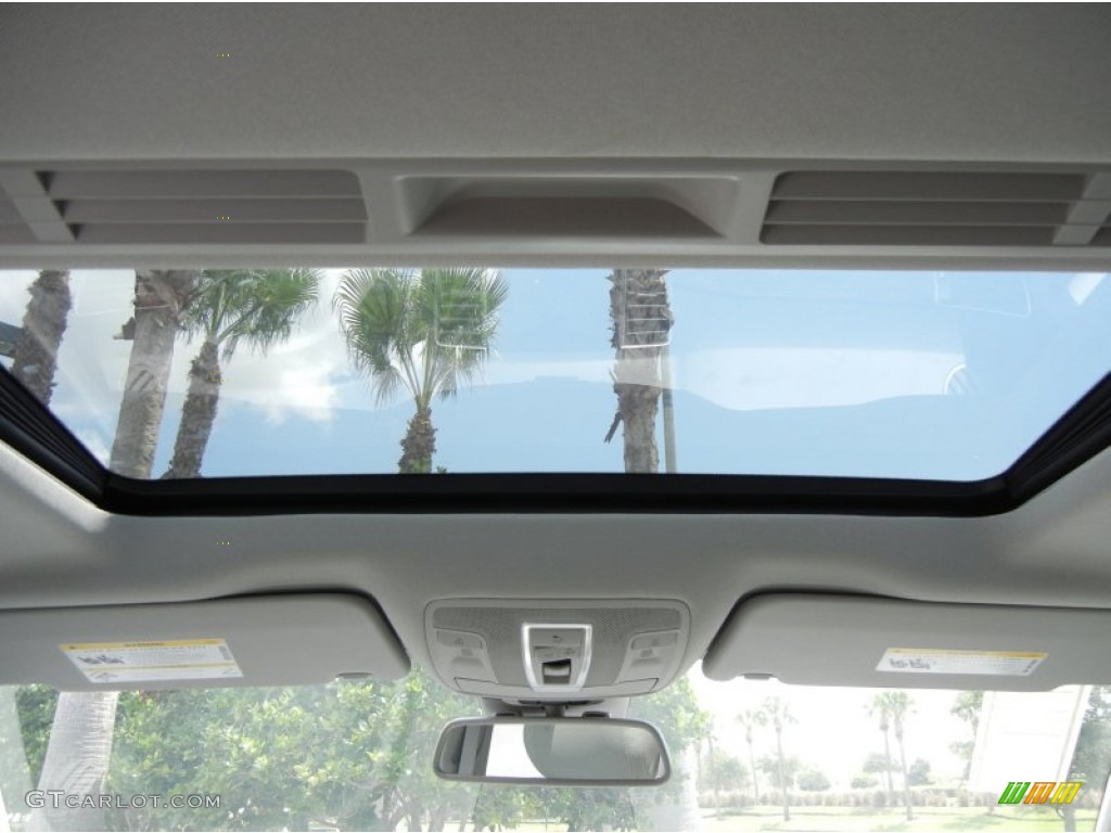 2013 Mercedes-Benz ML 350 4Matic Sunroof Photo #69873565