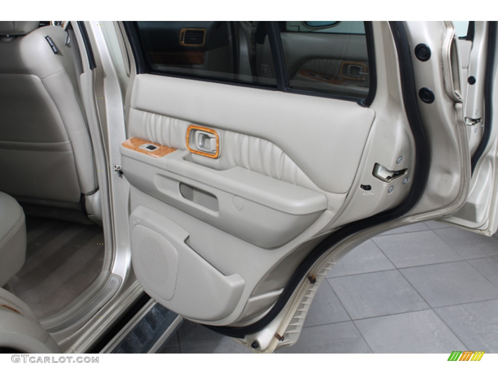 2001 QX4 4x4 - Tuscan Beige Metallic / Stone Beige photo #14