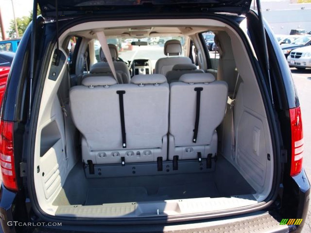 2010 Chrysler Town & Country Touring Trunk Photo #69874564