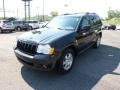 Black - Grand Cherokee Laredo 4x4 Photo No. 3