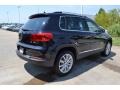 Deep Black Metallic - Tiguan SE Photo No. 2