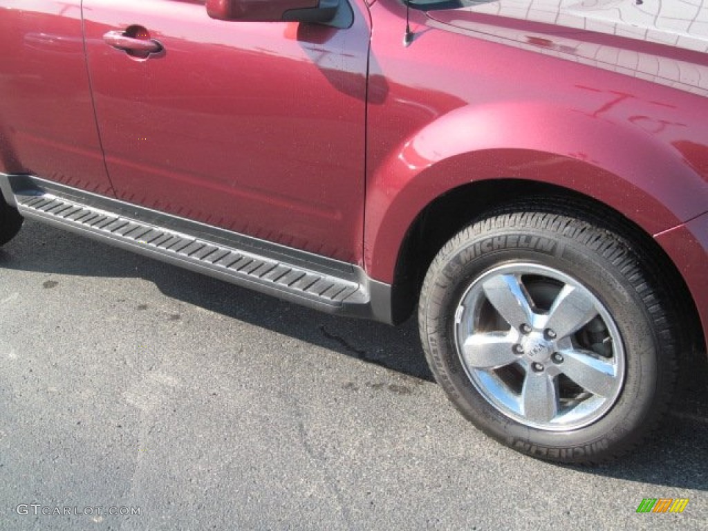 2010 Mercury Mariner V6 Premier 4WD Voga Package Wheel Photo #69880212
