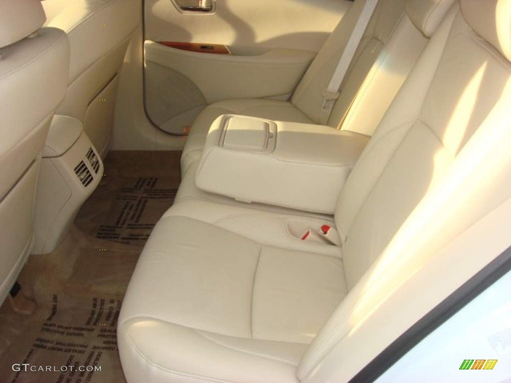 2010 Lexus ES 350 Rear Seat Photo #69881830