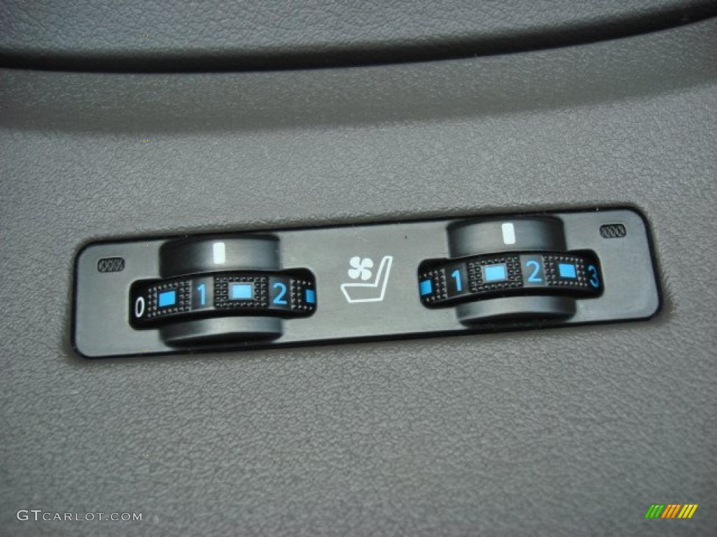 2010 Lexus ES 350 Controls Photo #69881866