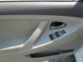 Super White - Camry LE Photo No. 9