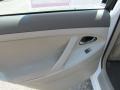 Super White - Camry LE Photo No. 15
